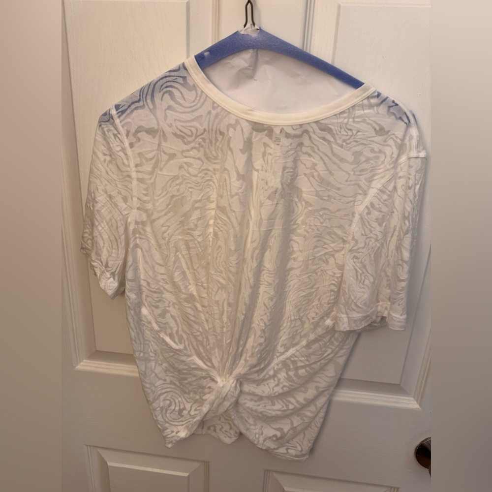 Lululemon Short sleeve white top size 8
